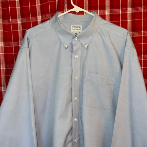 LL Bean Men’s Button Up Shirt - Picture 1 of 4